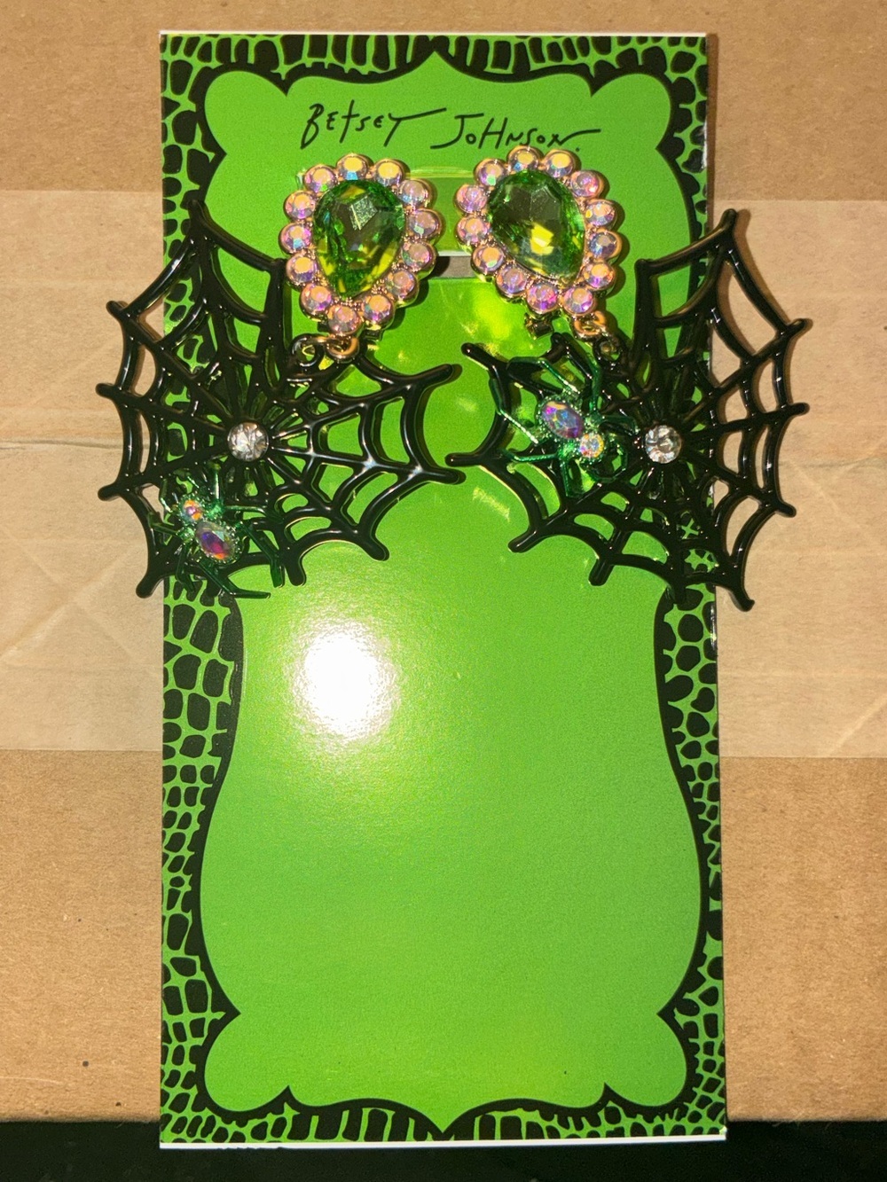 BETSEY JOHNSON Halloween Spiders Webs & Crystals Heart-Shaped Earrings NEW NWT